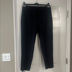 Lululemon Women’s Black Pants size 10